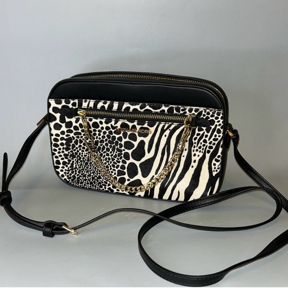 Michael Kors Jet Set Leather Cross Body Bag - Picture 1 of 11